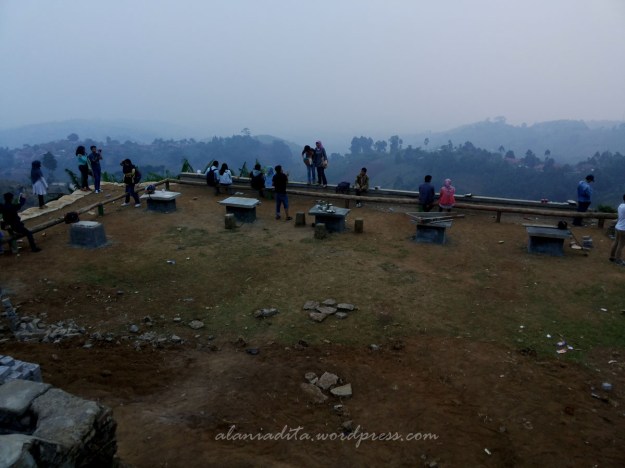 Halo dari Bukit Moko