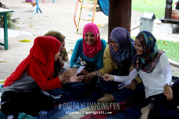 Kakak kakak yang mendapatkan surat cinta dari Adik adik. 