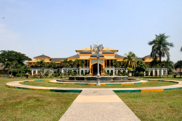Istana Maimun