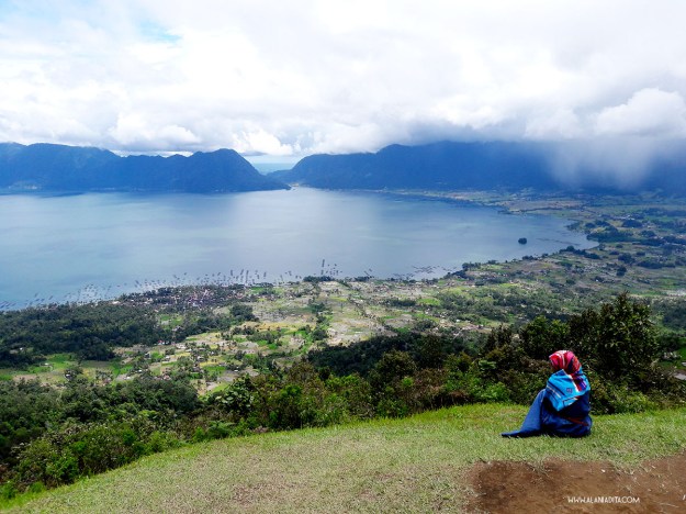 duduk-duduk-selow-nia